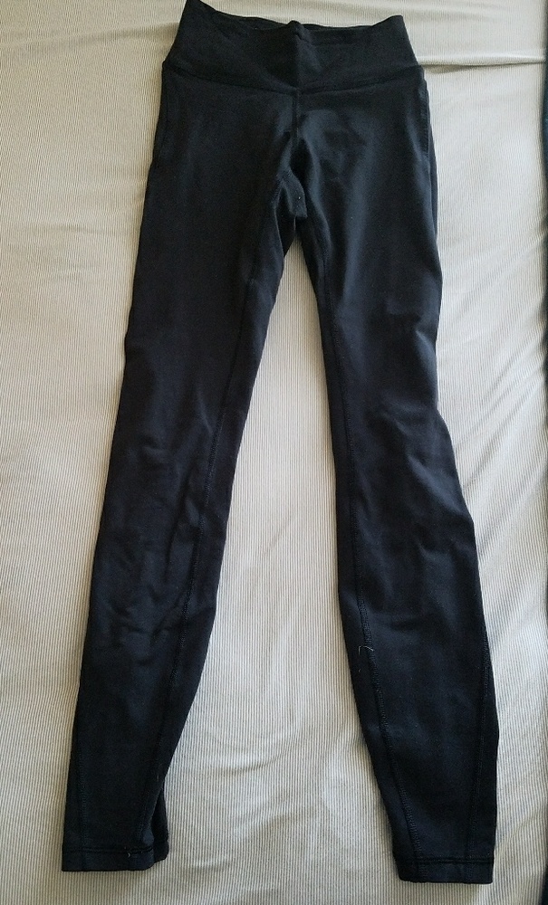 LULULEMON LEGGINGS SIZE 2