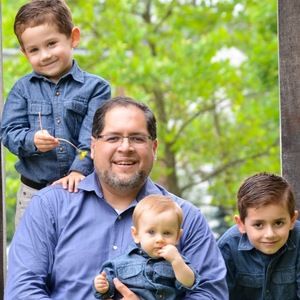 Meet your Posher, Javier