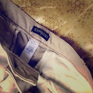 EXPRESS shorts!! 👜😎🍂