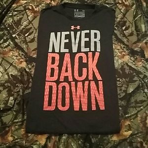 Men's under armour short sleeve shirt