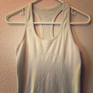 Lululemon women's tank top