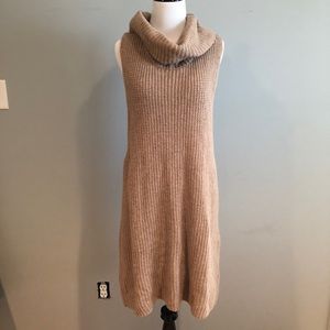 EUC ✨ Free People ✨ Sleeveless Sweater Tunic