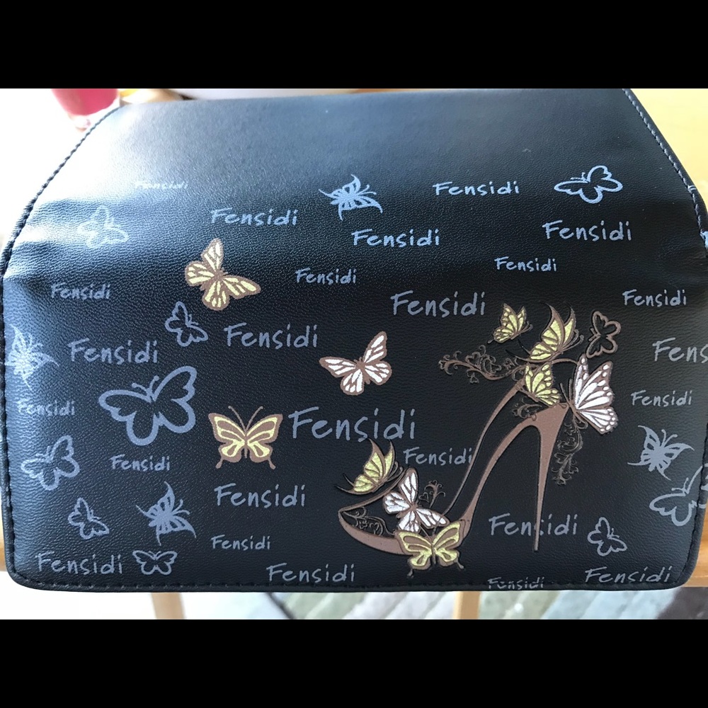 BNIP, LADIES, BLACK WALLET AND CREDIT CARD HOLDER
