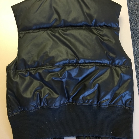 Express Puffer Vest - Picture 2 of 2