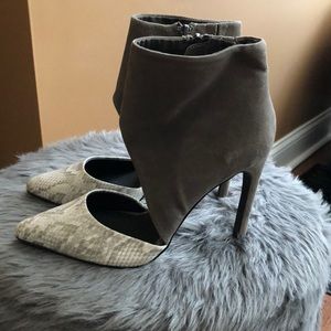 Steve Madden snake skin heels