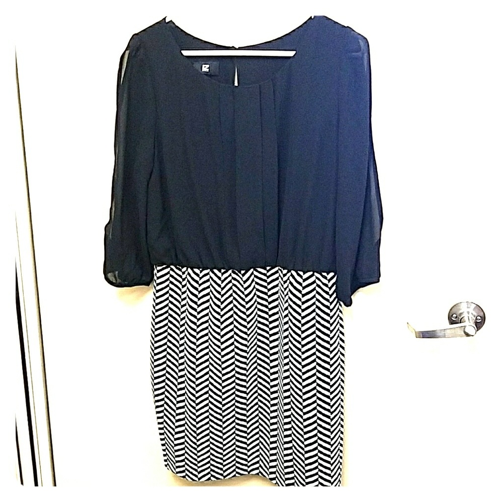 IZ Byer black and white dress XL