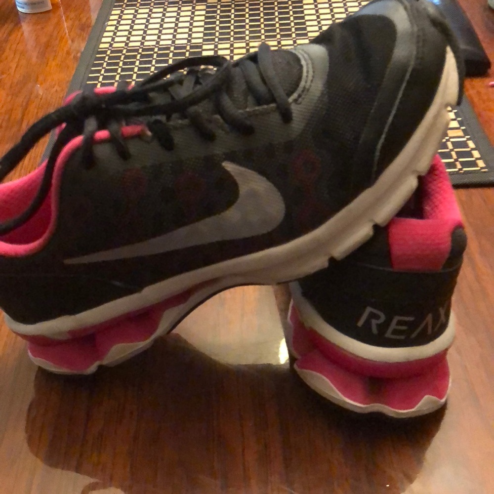 Girls Nike Reax