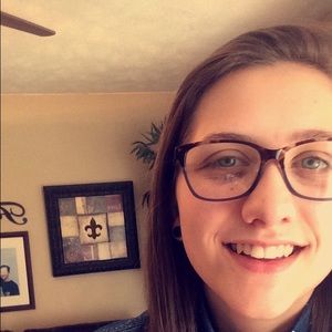 Meet your Posher, Kylee
