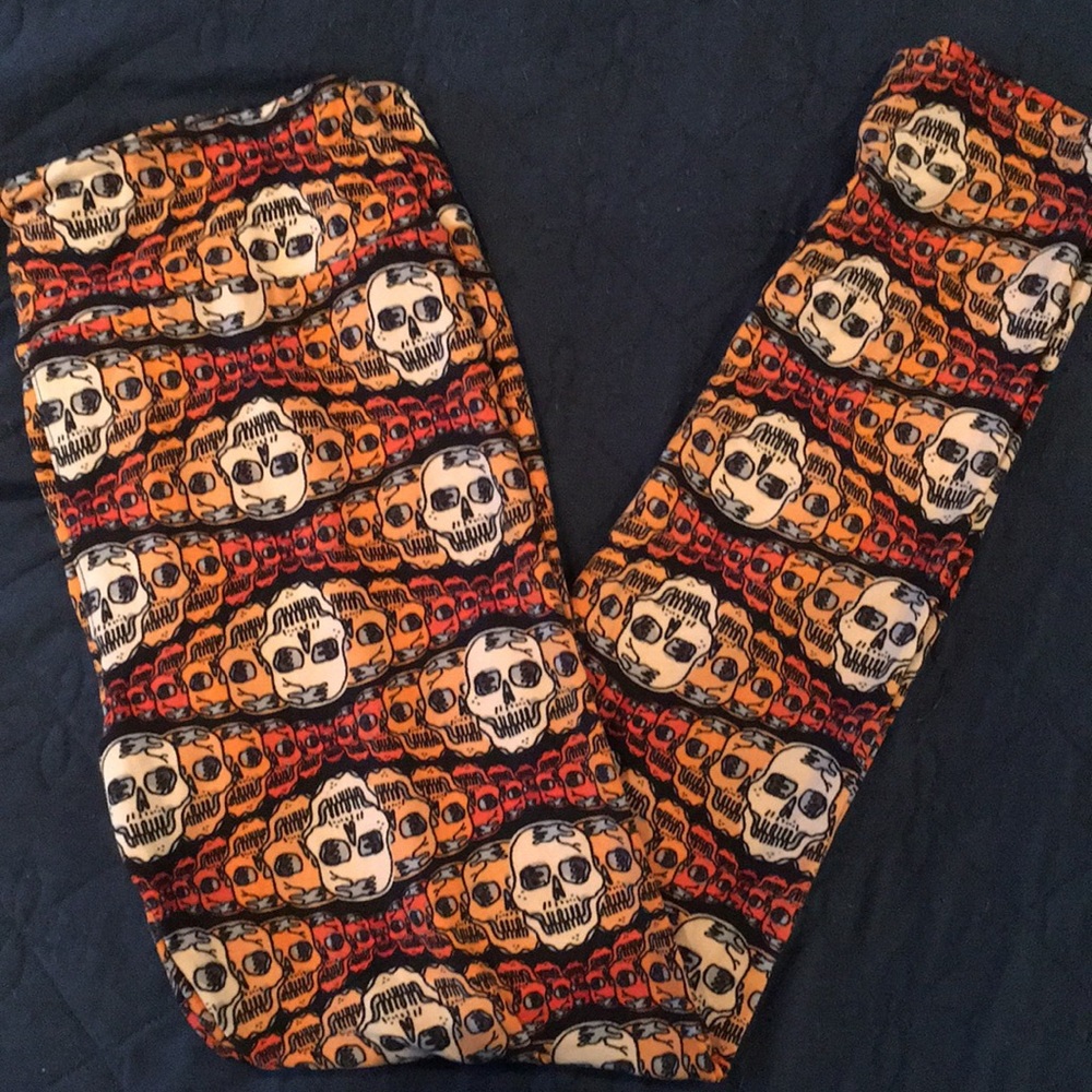 Lularoe Skull Leggings TC New