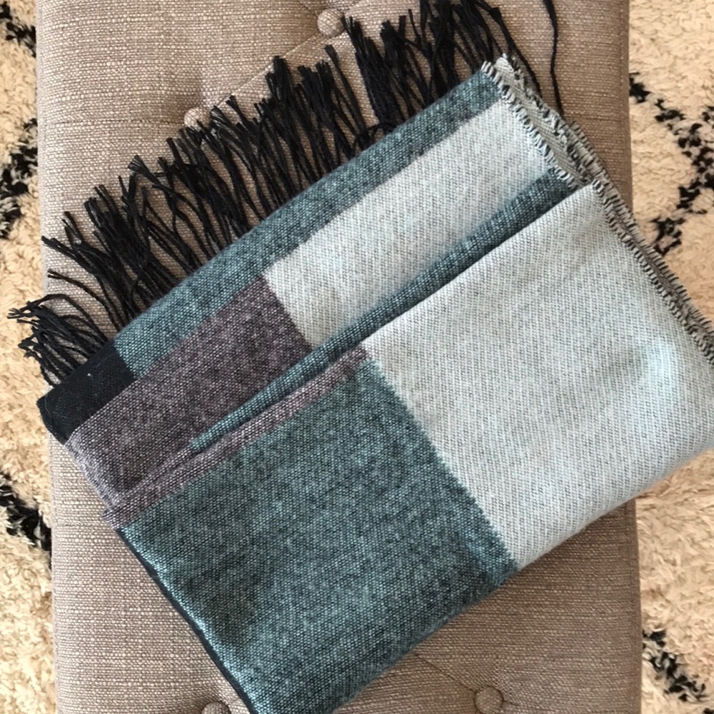 H&M oversized scarf.