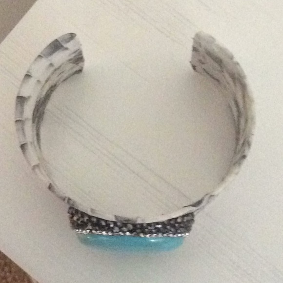 Leather and turquoise cuff-last one! - Picture 2 of 3