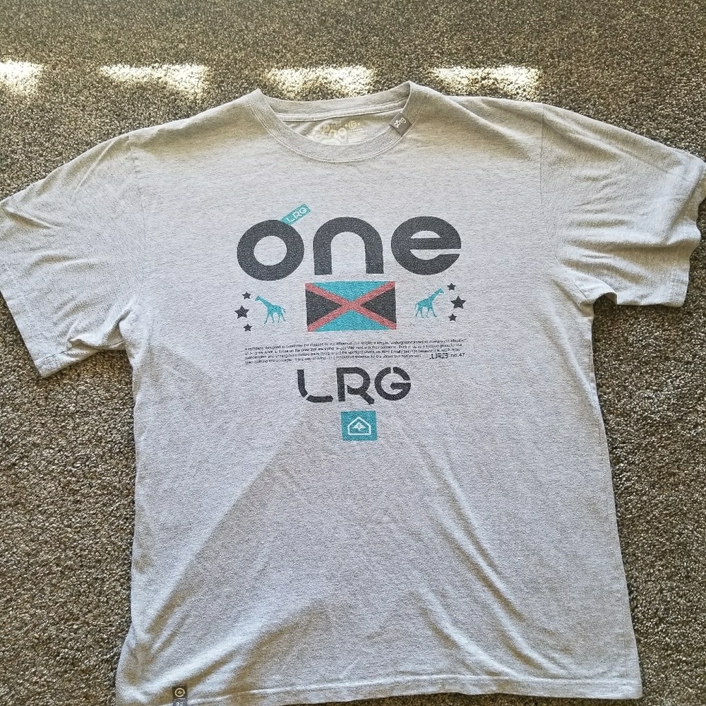LRG T-shirt