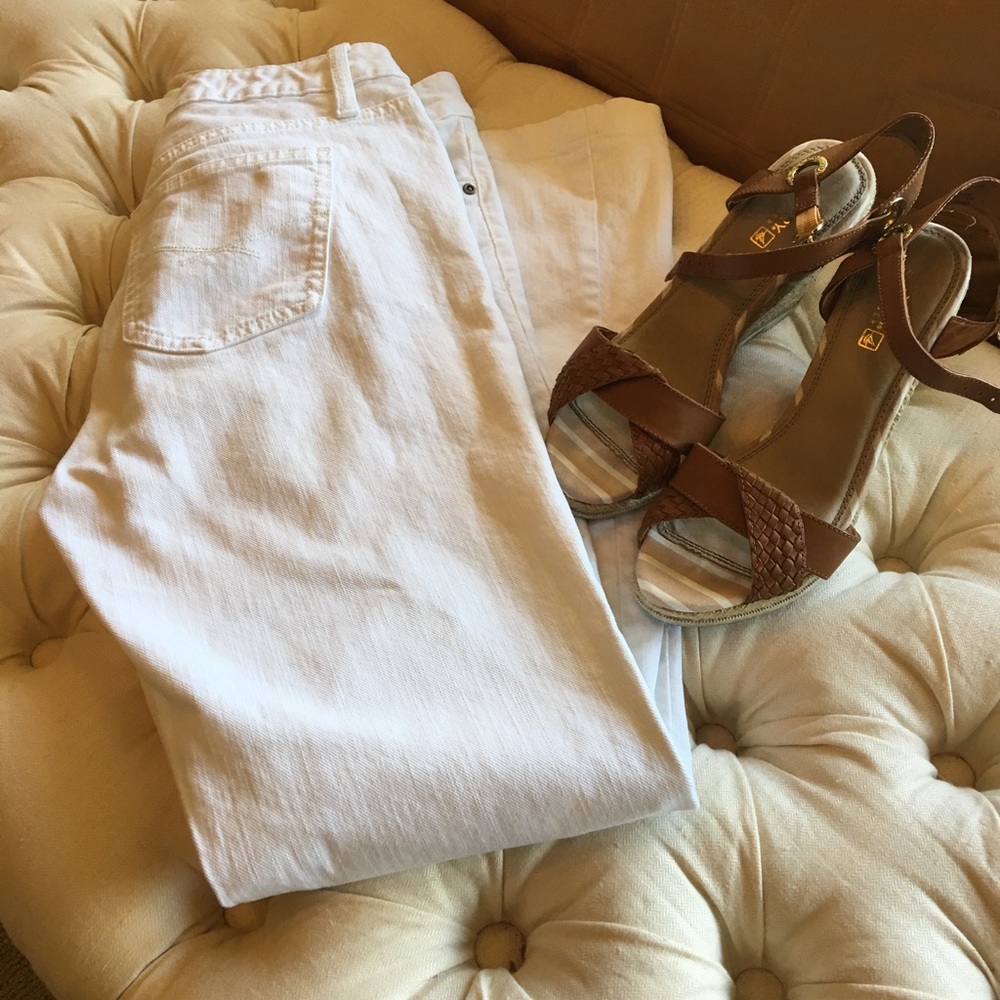 GAP Long & Lean White Jeans