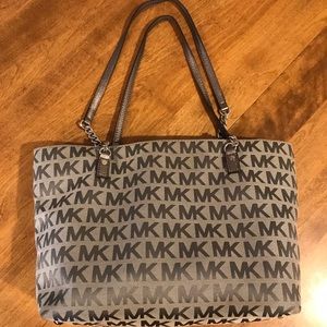 Michael Kors Jet Set chain Tote
