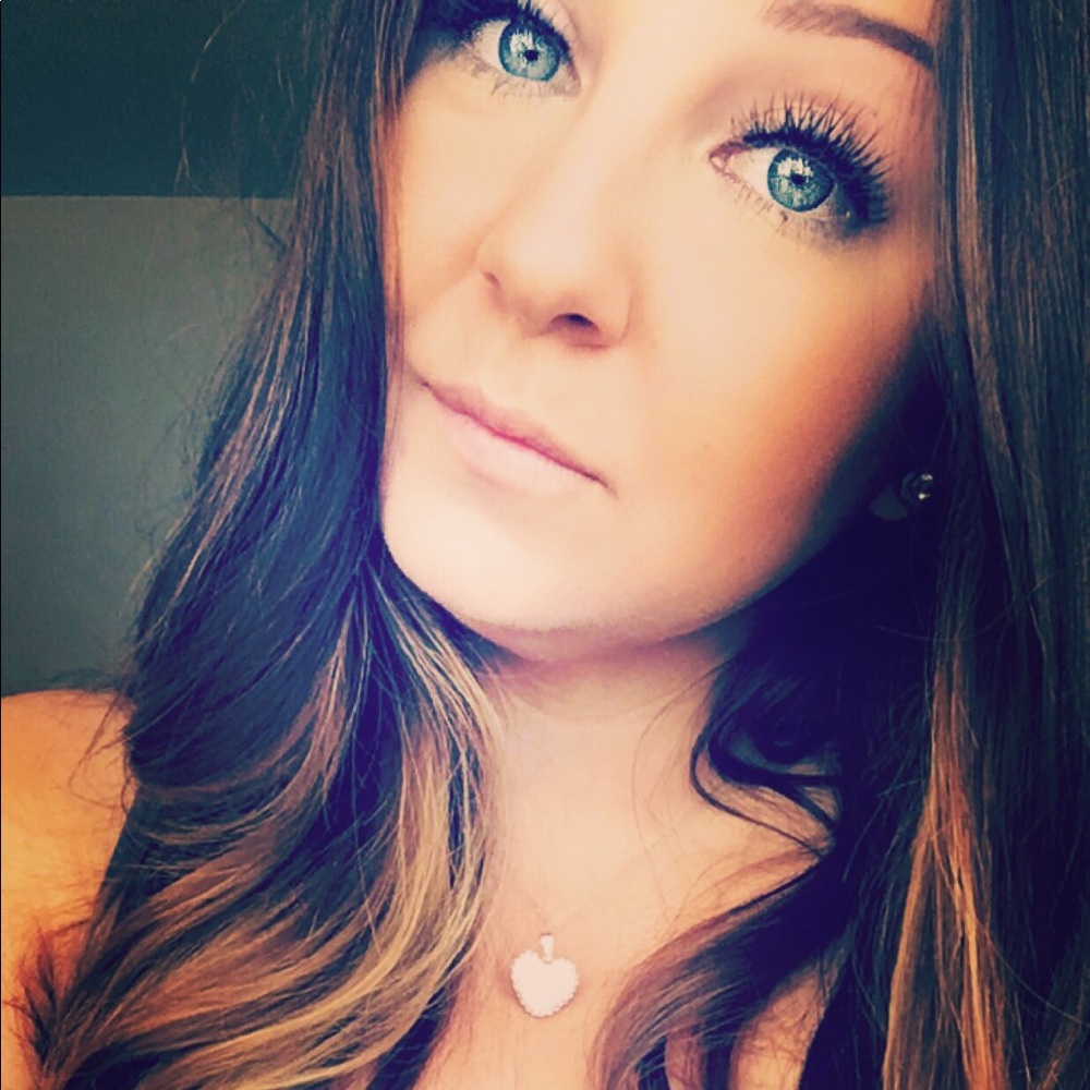 Meet your Posher, Jackie