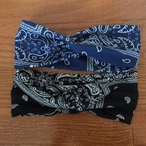 2 bandana styled headbands
