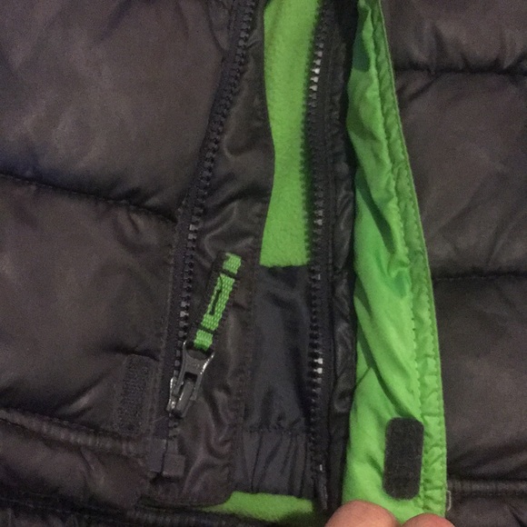Old Navy Puffer Size 3T❄️Super Warm - Picture 3 of 6