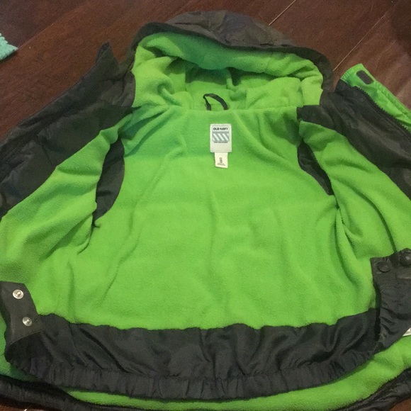 Old Navy Puffer Size 3T❄️Super Warm - Picture 5 of 6