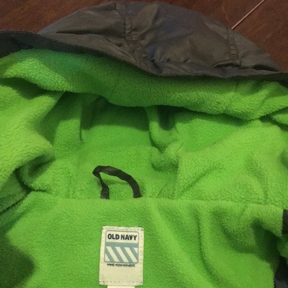 Old Navy Puffer Size 3T❄️Super Warm - Picture 6 of 6