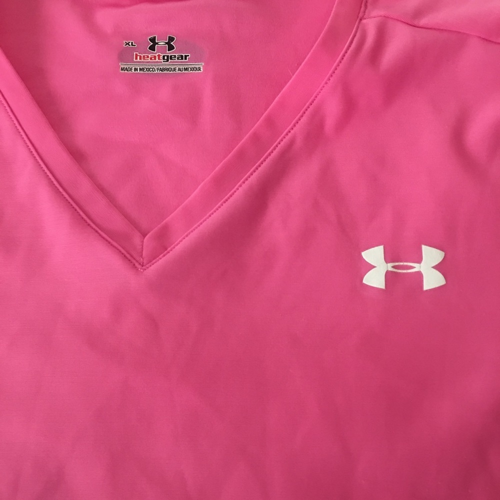 Under Armour T-shirt
