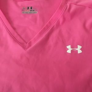 Under Armour T-shirt