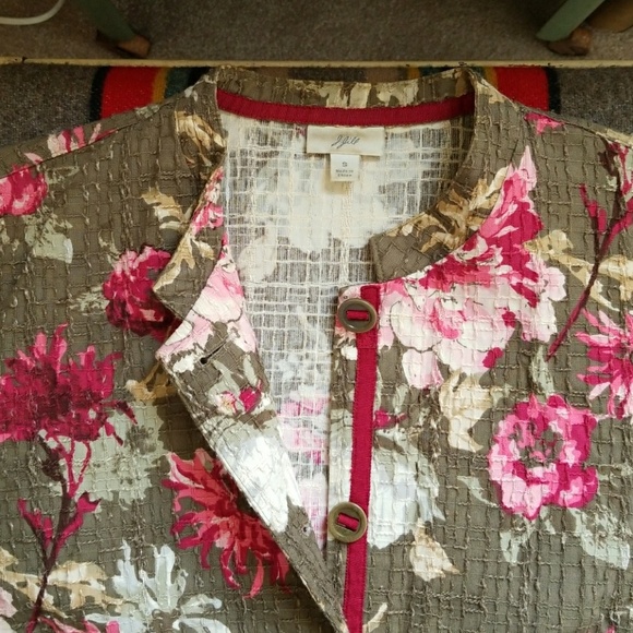 J. Jill - Floral Lightweight Blazer - Picture 5 of 7