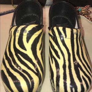Dansko- Zebra Pattern