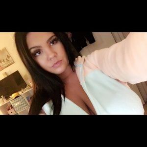 Meet your Posher, Kim