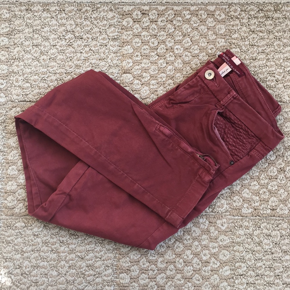 ✨ PRICE DROP ✨ Bershka Zippered Ankle Jeans