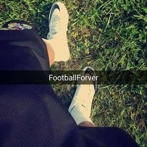 Meet your Posher, Elijah