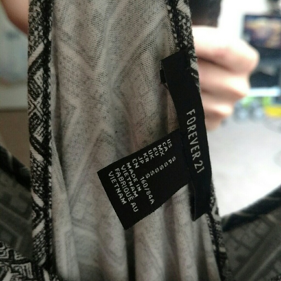 S Forever 21 Tank - Picture 5 of 5