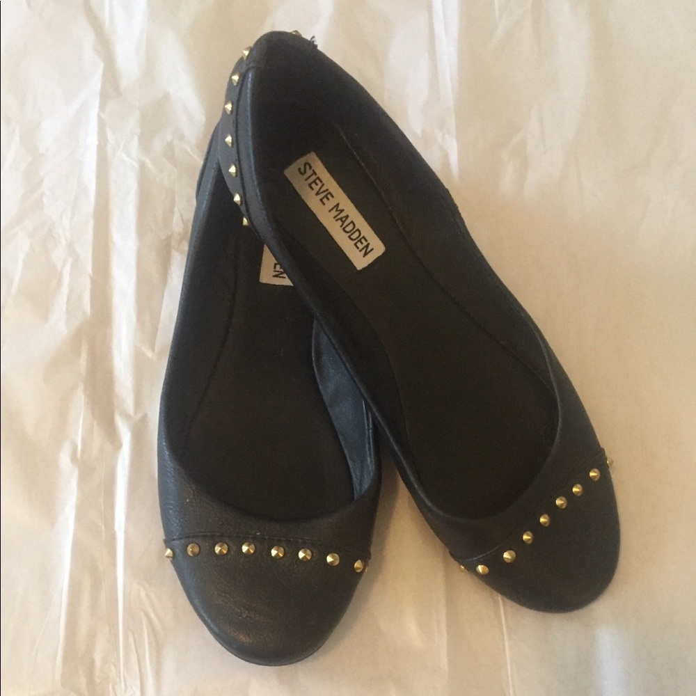 Steve Madden black flats with gold studs