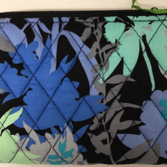 Vera Bradley Accordion Wallet - Picture 2 of 5