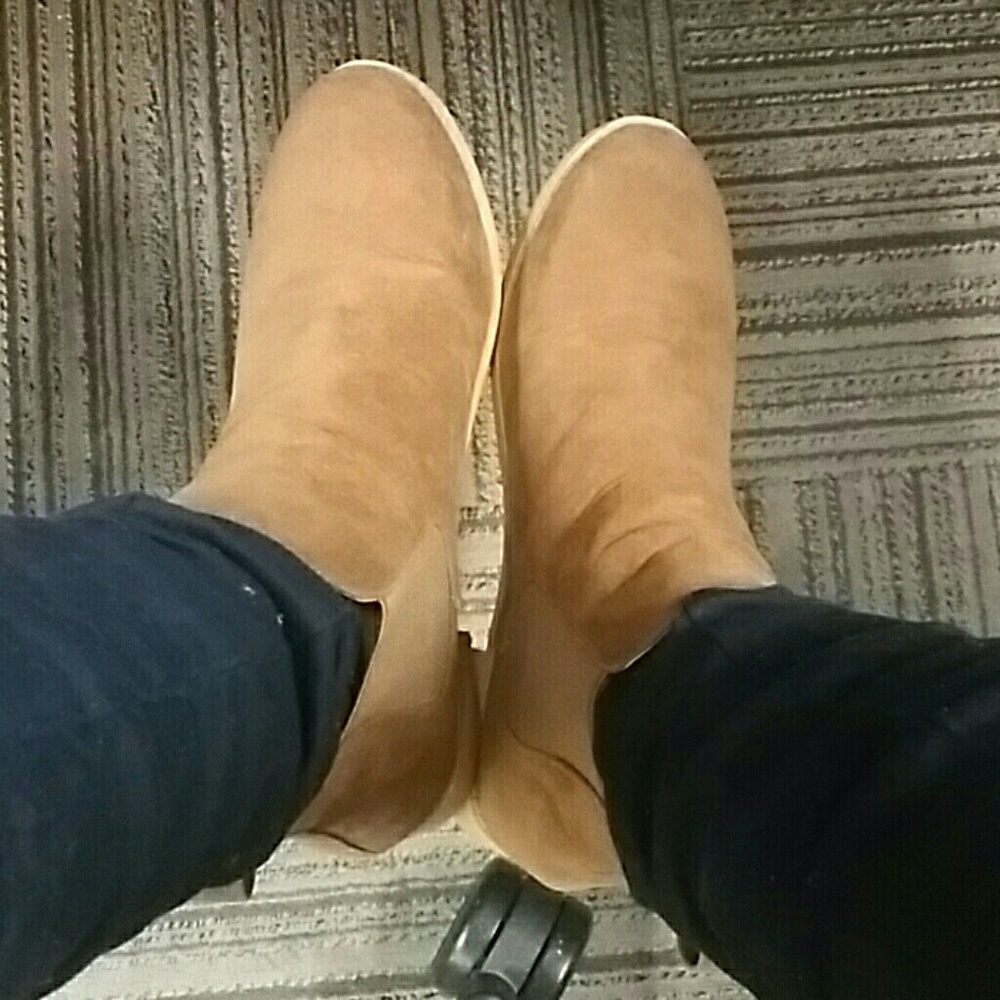 Suade Chealsea Boots