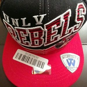 NWT UNLV Rebels Hat