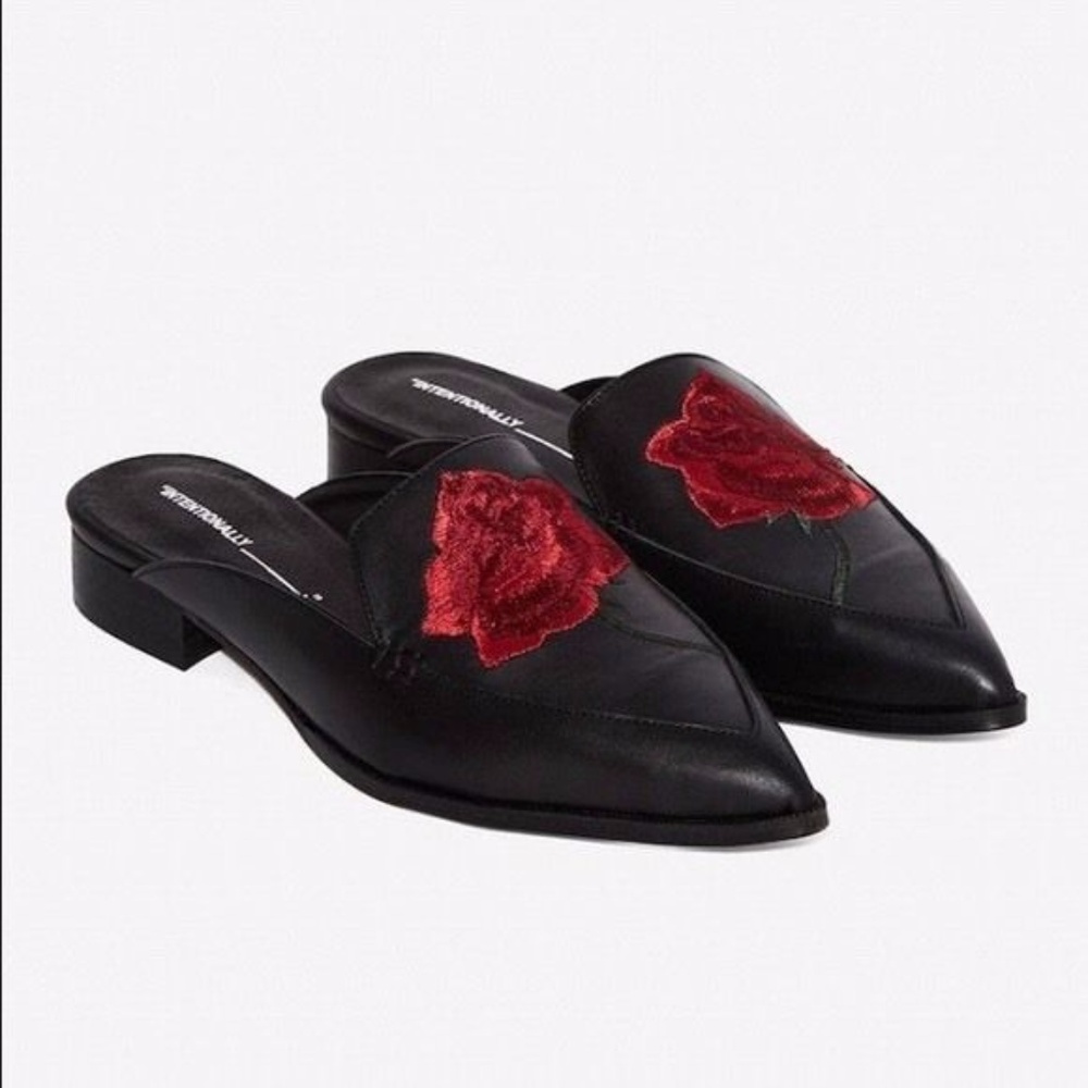 Nasty Gal / Intentionally Black Rose Mules