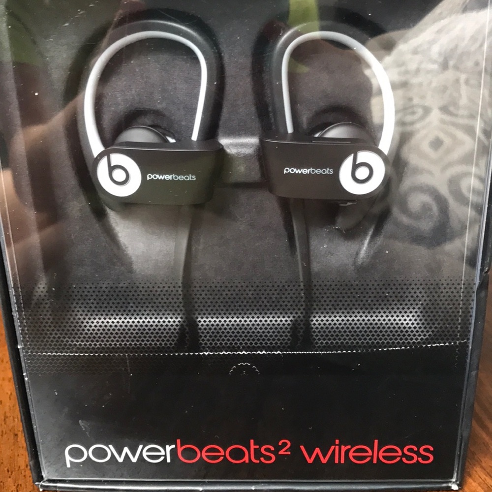 Powerbeats 2