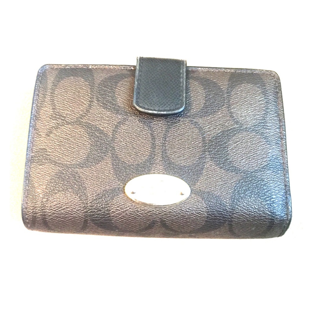 Aunthentic Coach Wallet