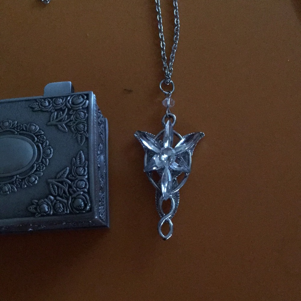 Lotr necklaces