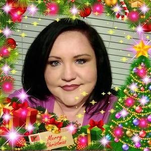 Meet your Posher, Angie