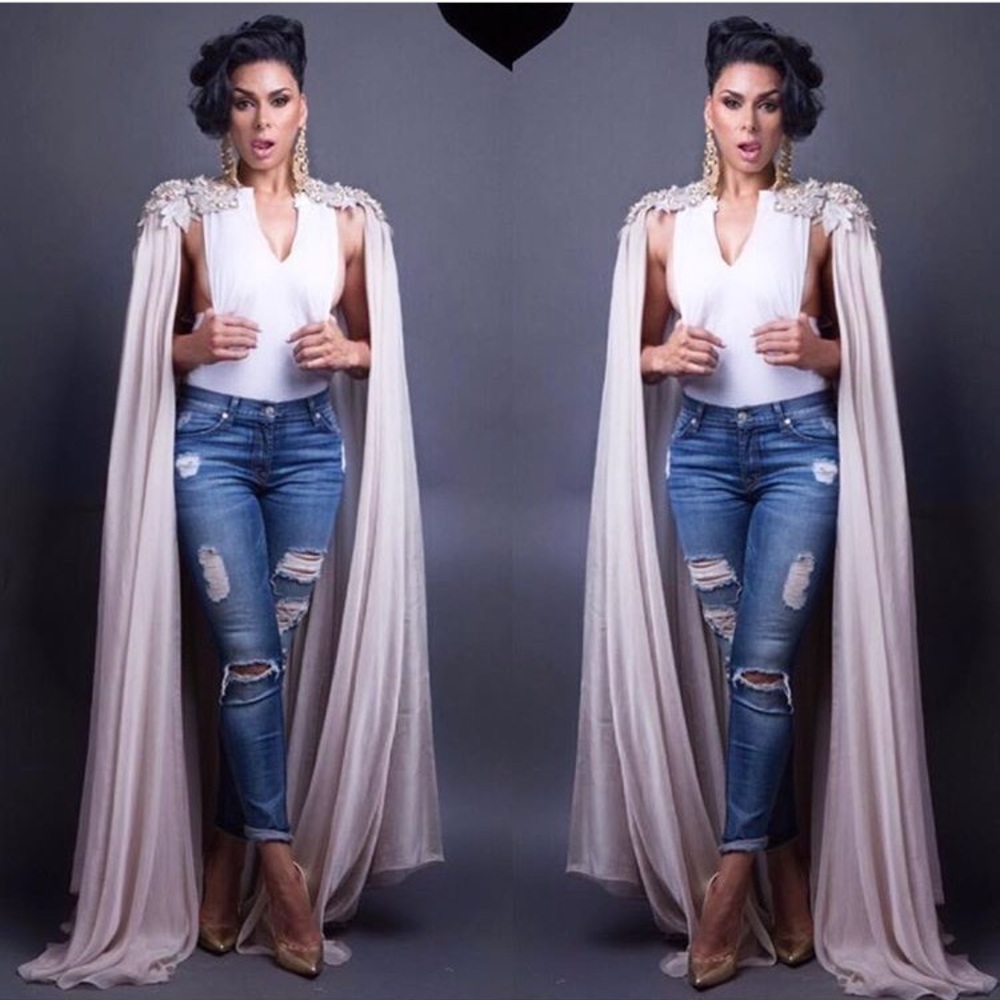Beautiful BNWT Cape