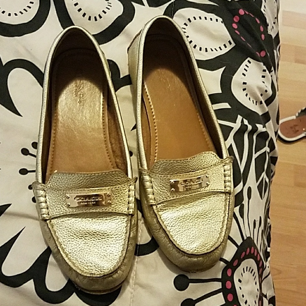 Coach flats