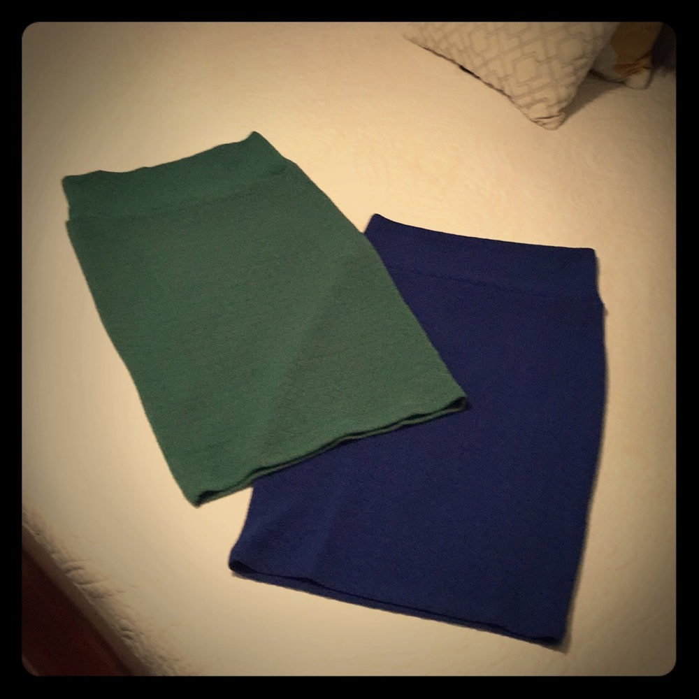 LuLaRoe Cassie XS. Royal Blue and Dark Green.
