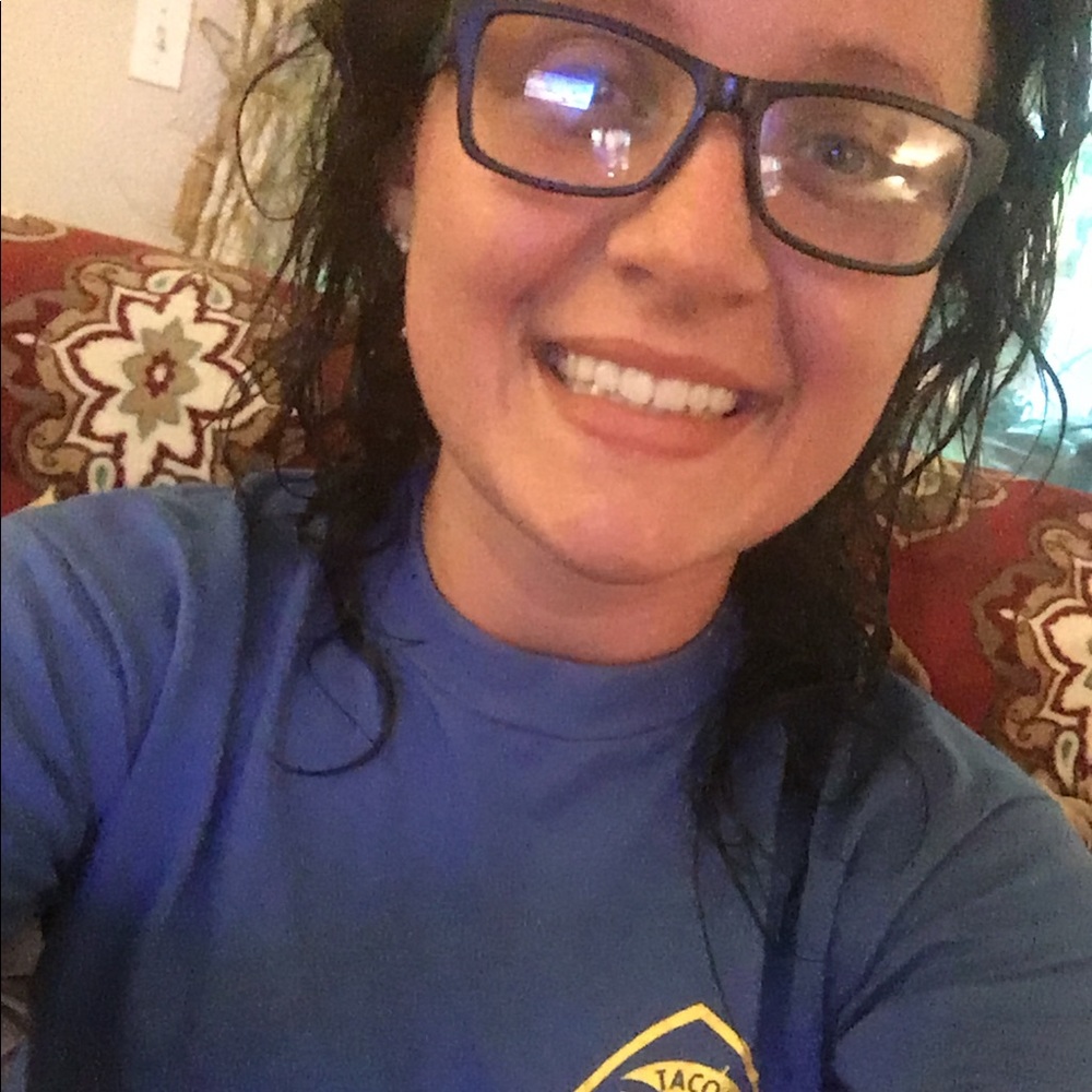 Meet your Posher, Sierra