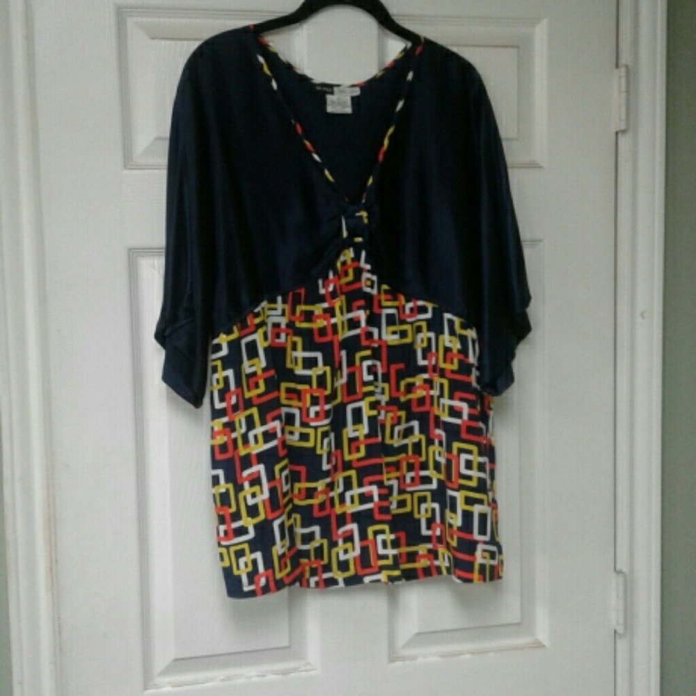Blouse - Picture 2 of 4