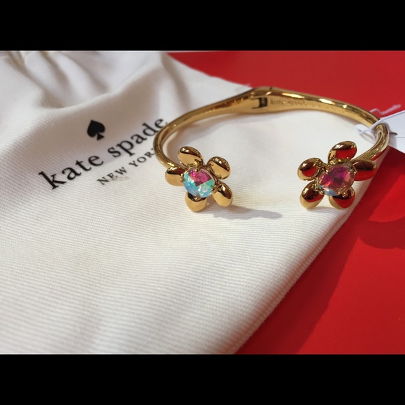 Kate Spade hinge cuff bracelet - Picture 2 of 6
