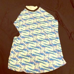 LuLaRoe Randy tee with bluebirds, Large