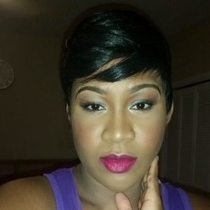 Meet your Posher, Stacy-ann