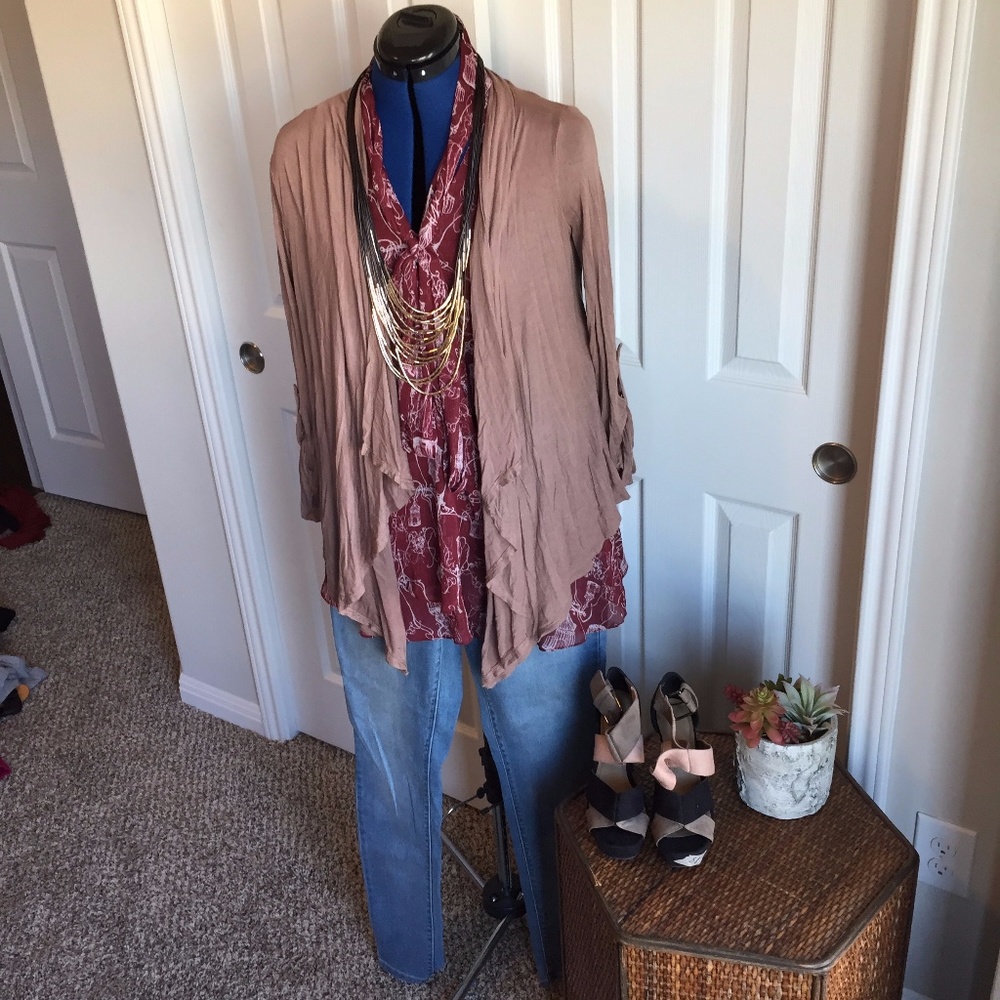 Nicole Richie patterned blouse