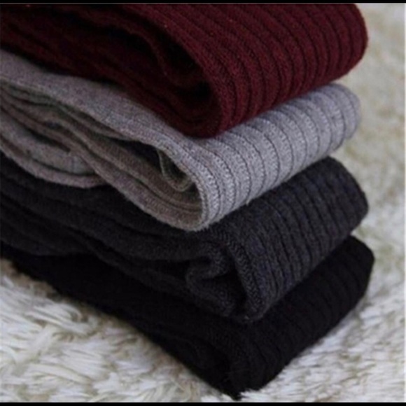 **5 for $20** LIGHT GREY OVER THE KNEE SOCKS - Picture 3 of 8